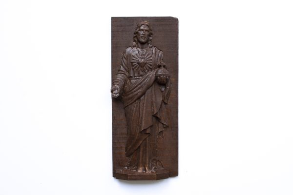 JESÚS DE PIE